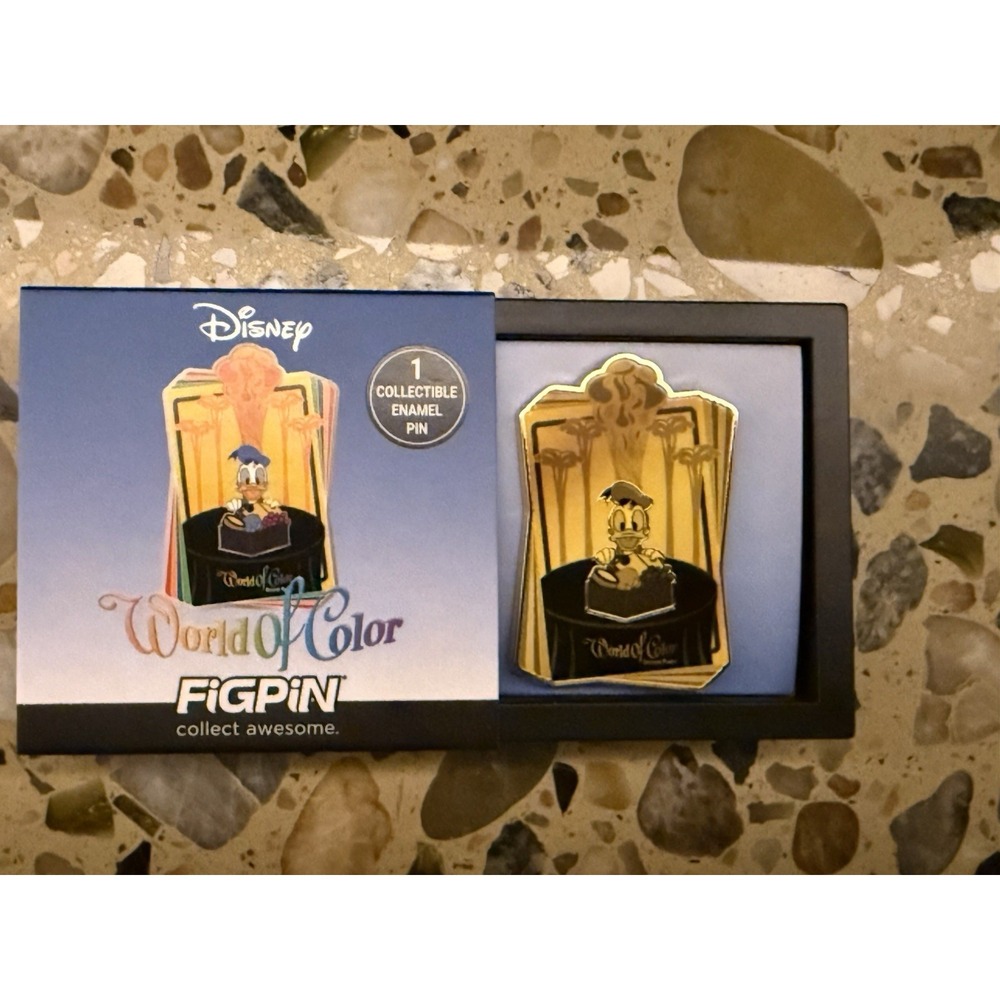 Disney World of Color FiGPiN Donald Duck Gold Ultra Rare Chase DCA 70th